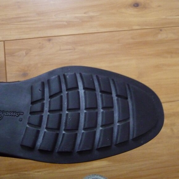 SALVATORE FERRAGAMO TRENDY BROWN SUEDE ALMOND TOE CHELSEA BOOTIES MADE  ITALY 9 - Picture 7 of 9